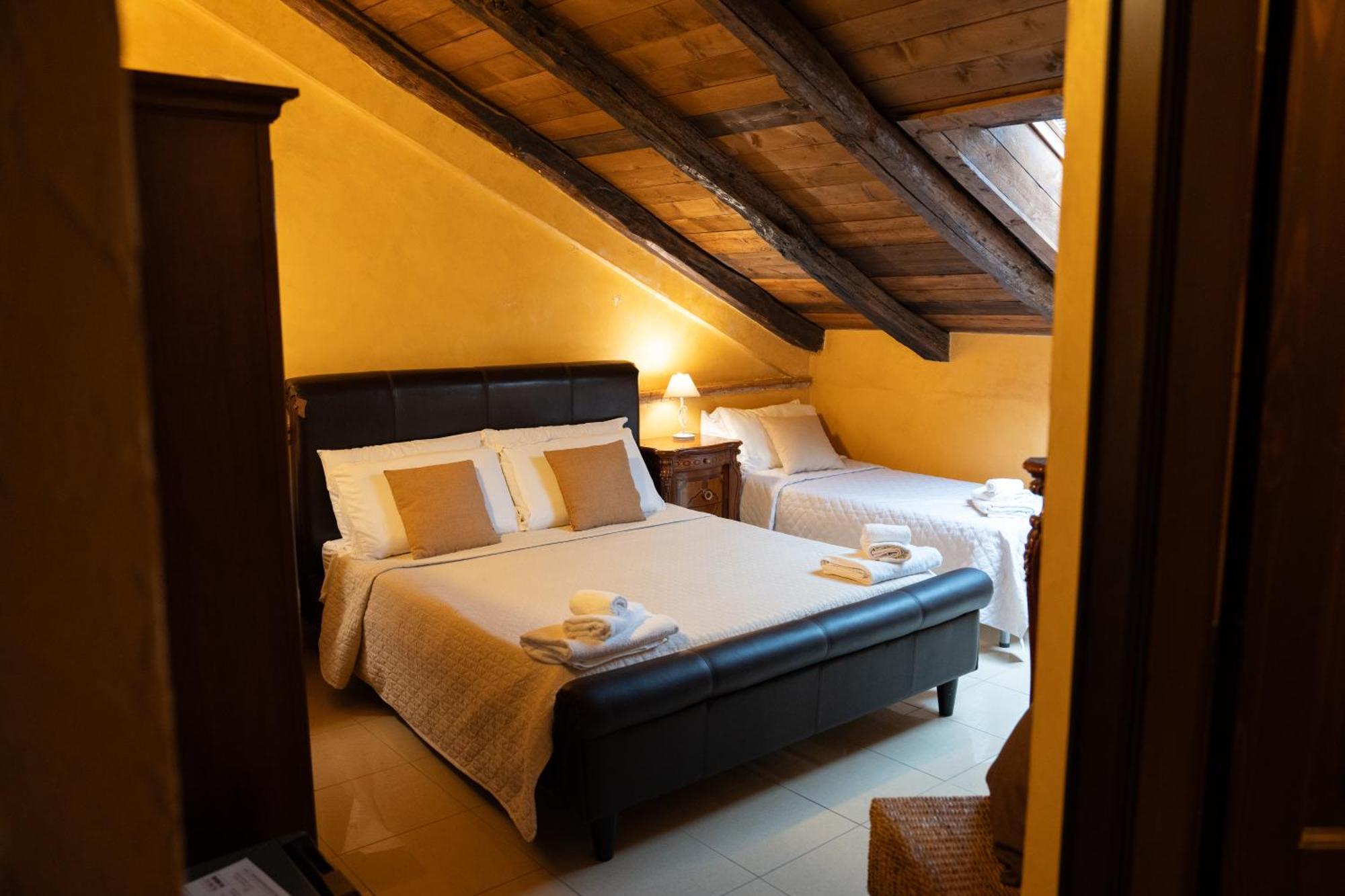 Residenza L'Antico Borgo Hotel Filadelfia Buitenkant foto