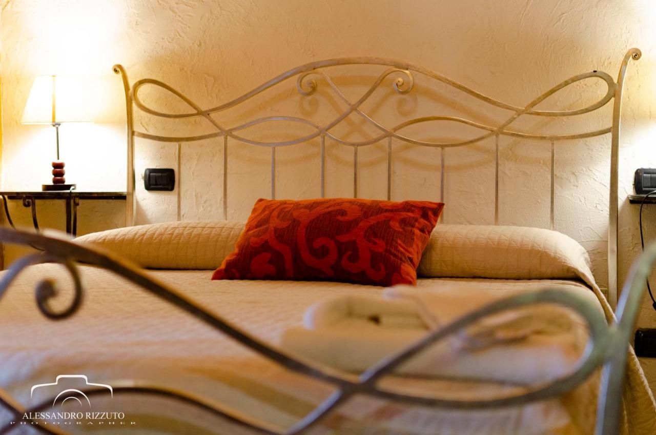 Residenza L'Antico Borgo Hotel Filadelfia Buitenkant foto