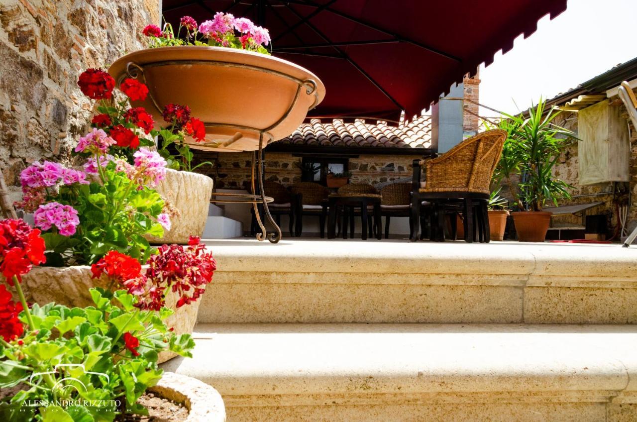 Residenza L'Antico Borgo Hotel Filadelfia Buitenkant foto